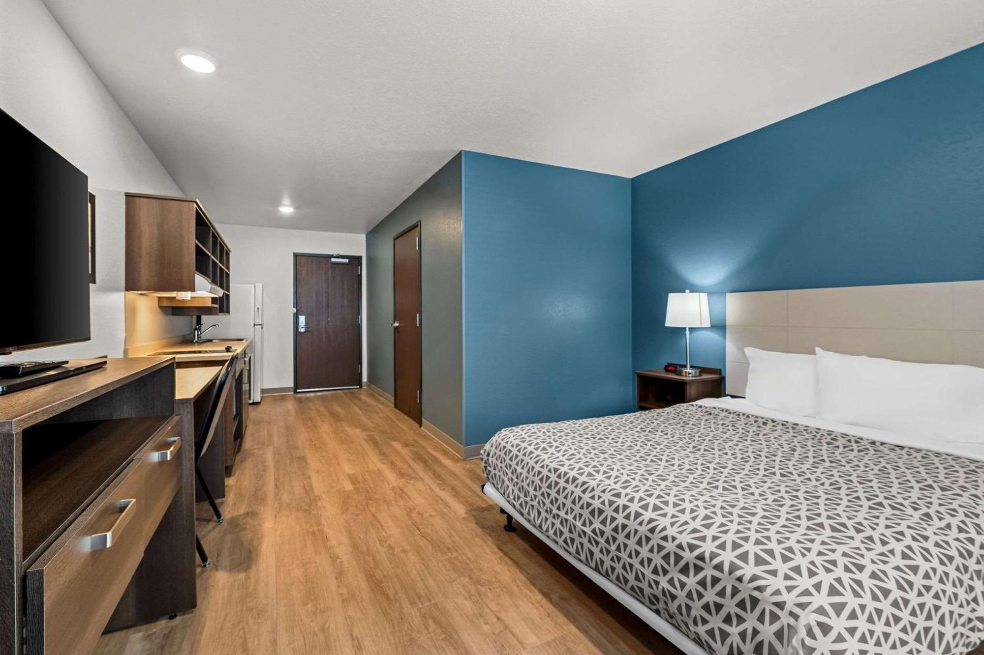 Woodspring Suites Loves Park - Rockford Buitenkant foto