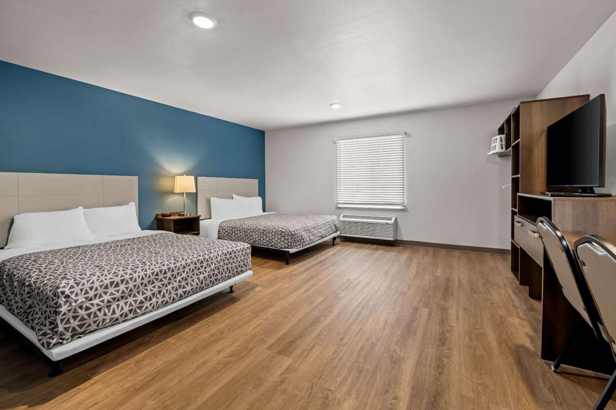 Woodspring Suites Loves Park - Rockford Buitenkant foto