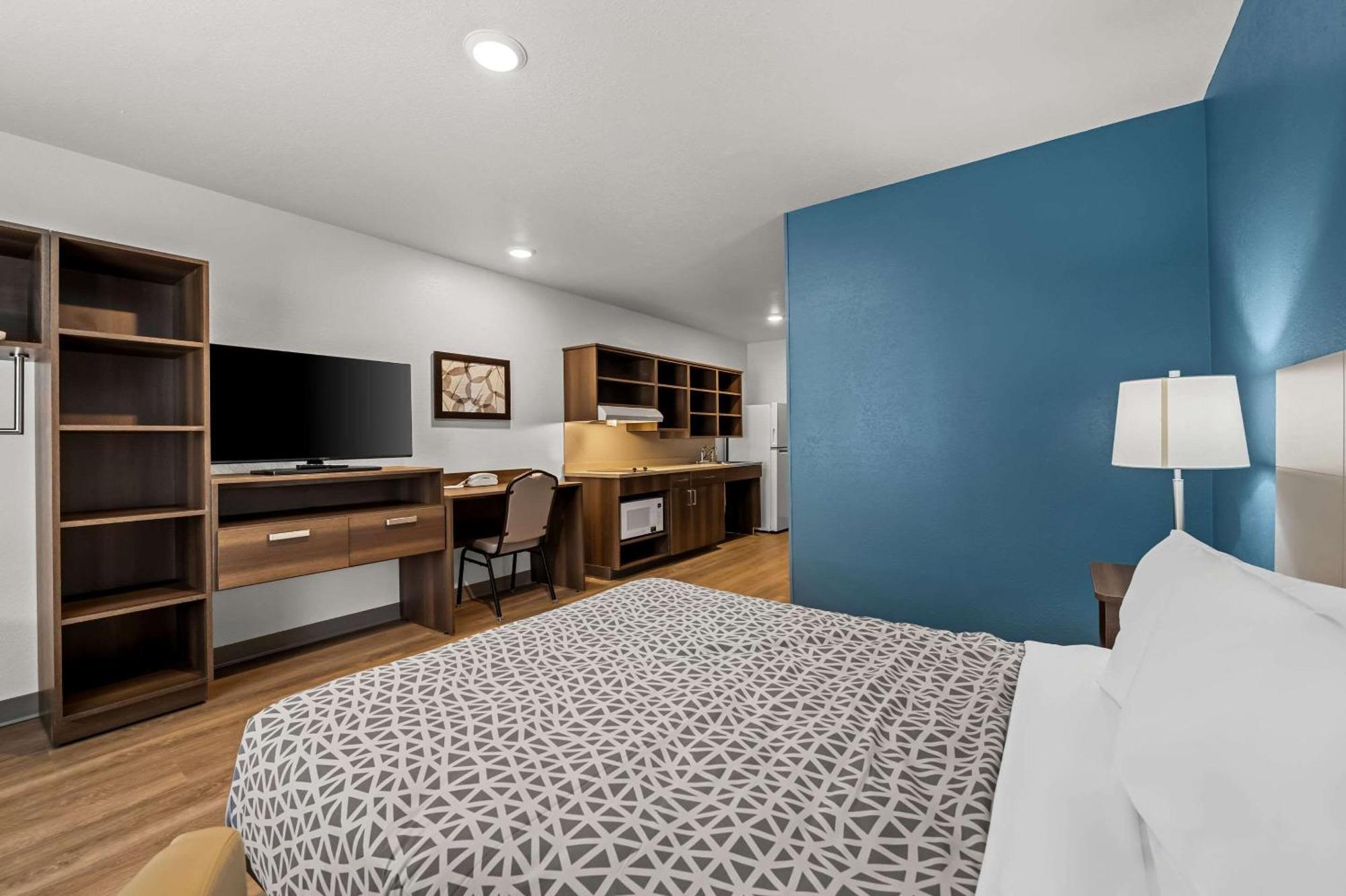 Woodspring Suites Loves Park - Rockford Buitenkant foto