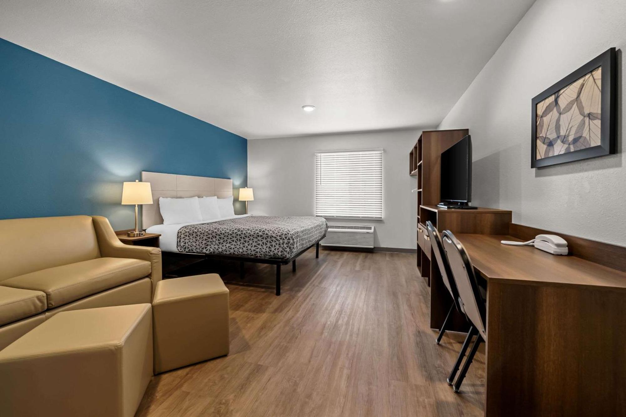 Woodspring Suites Loves Park - Rockford Buitenkant foto