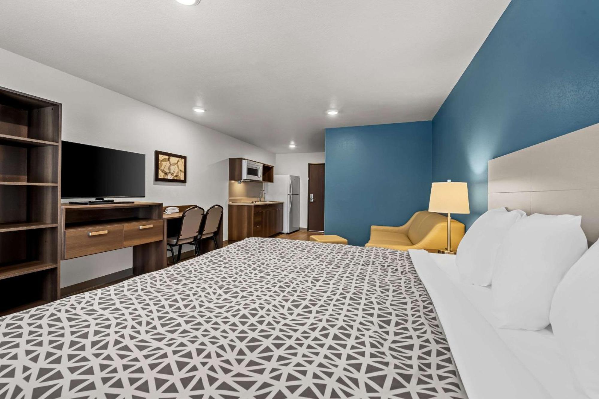 Woodspring Suites Loves Park - Rockford Buitenkant foto